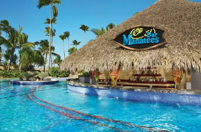 Dreams Punta Cana Resort Spa swimming pool